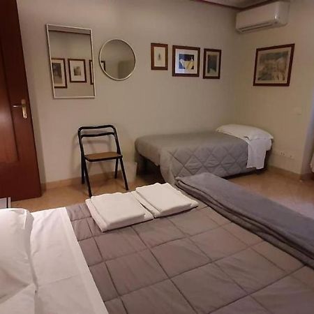 Appartamento Intervallo A 5 Min Da Aquardens 페스칸티나 외부 사진