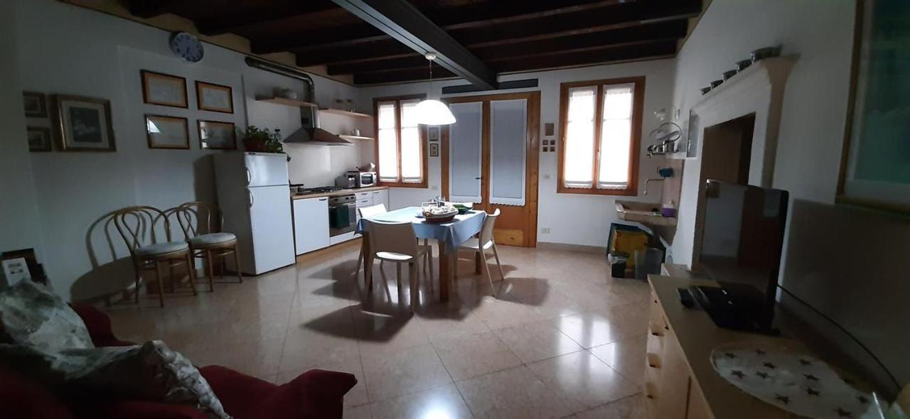 Appartamento Intervallo A 5 Min Da Aquardens 페스칸티나 외부 사진